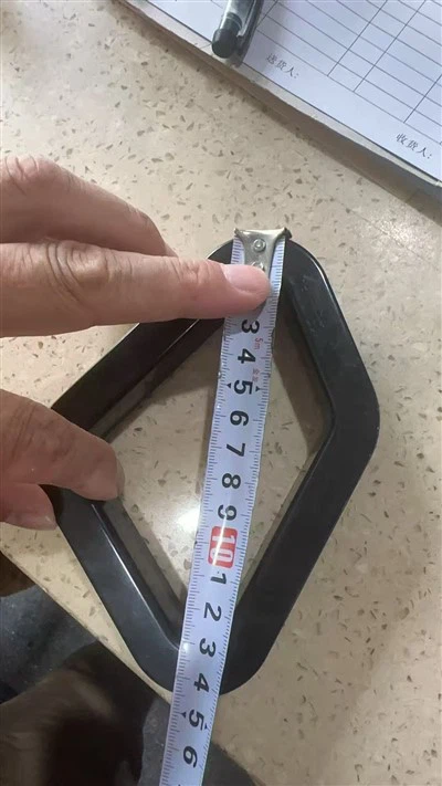 Muovinen kansi pelituoliin